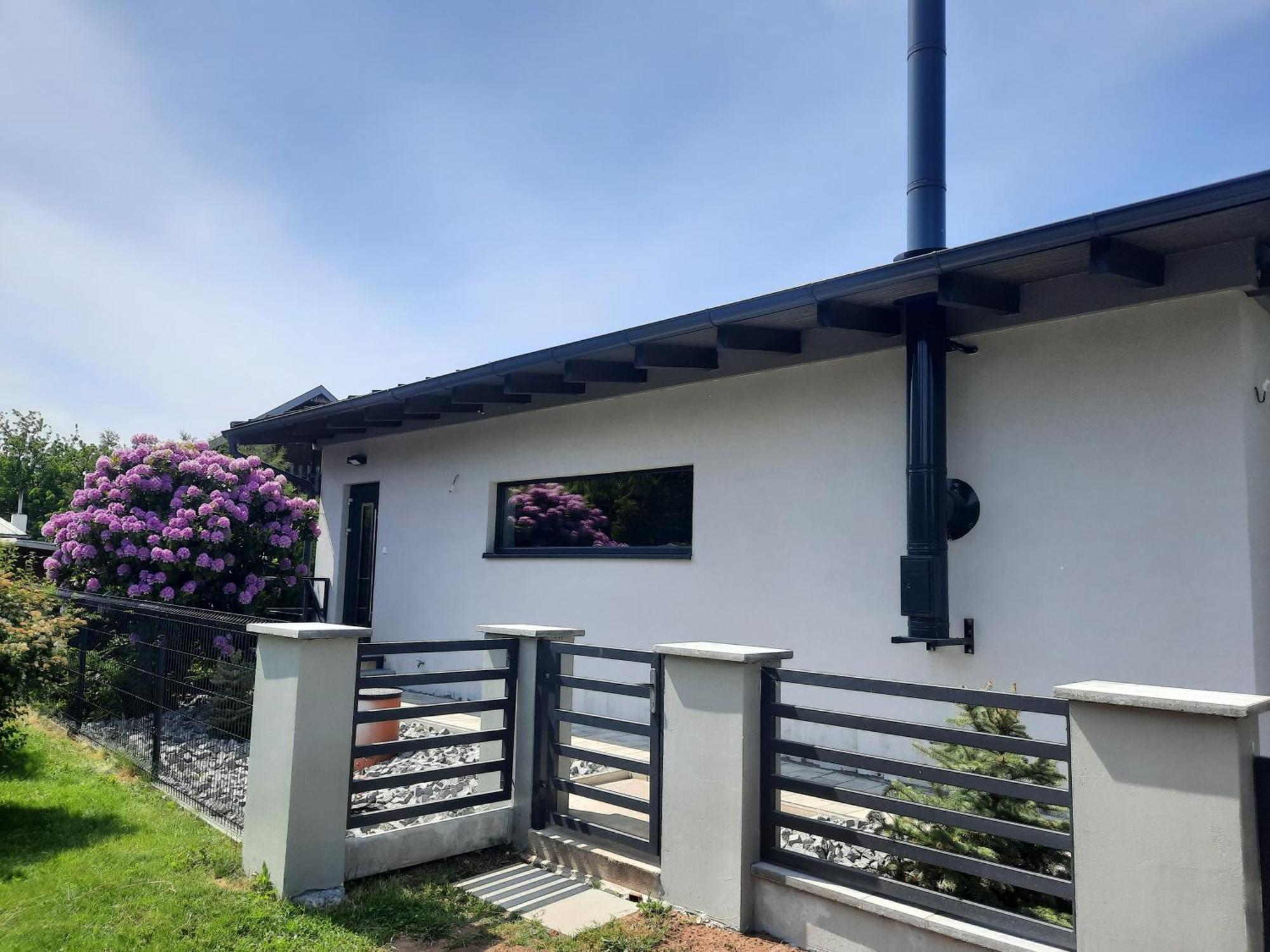 Na Brehu Labe S Vlastnim Molem Holiday home