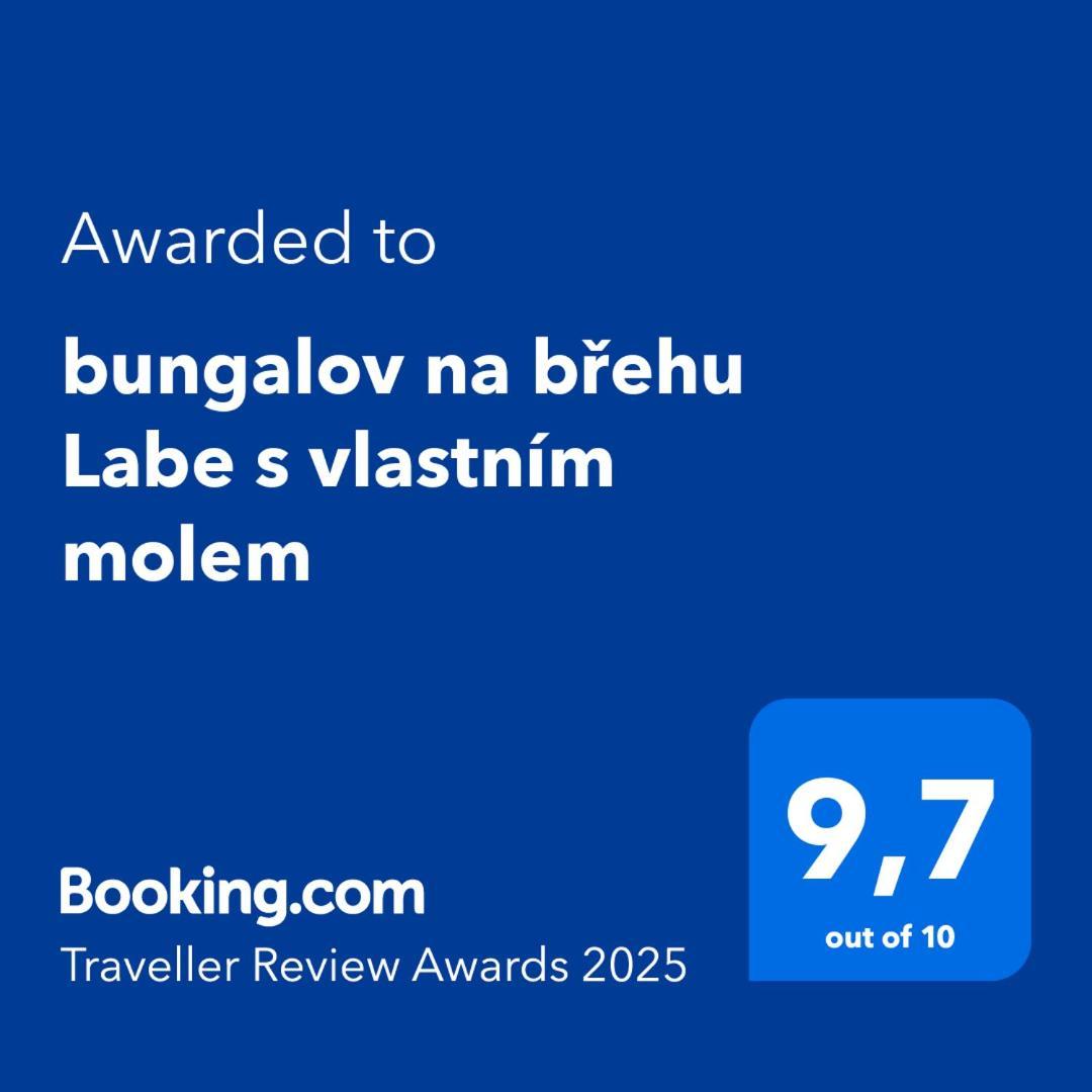 Na Brehu Labe S Vlastnim Molem Holiday home *